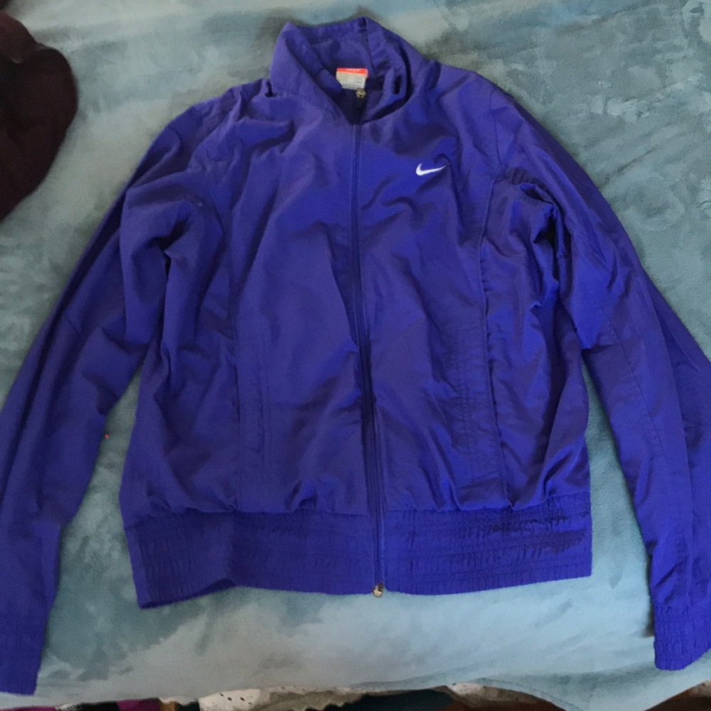 Blue nike windbreaker jacket